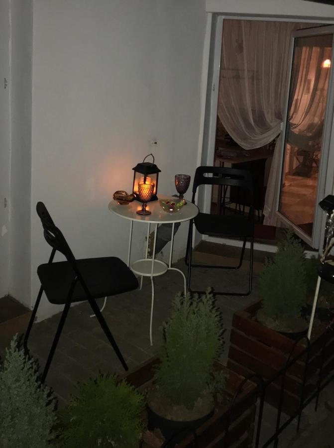 Атмосферная Квартира В Центре Одессы Odessza Kültér fotó